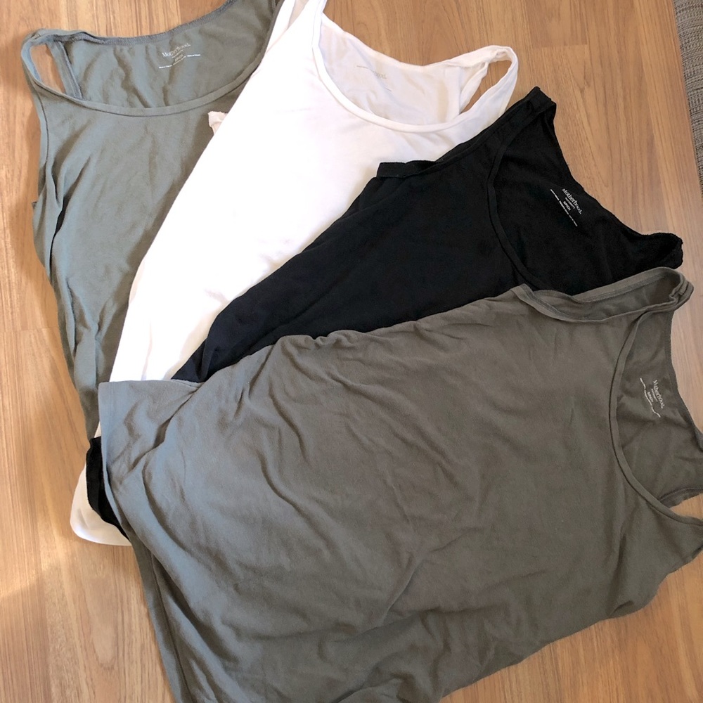 Motherhood Side Ruched Scoop Neck Maternity Tank Top (4)